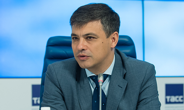 Дмитрий Морозов призвал к скорейшему принятию законопроектов о защите медработников