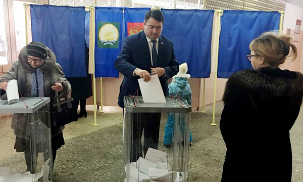 Рамзил Ишсарин проголосовал выборах Президента страны в Белебее