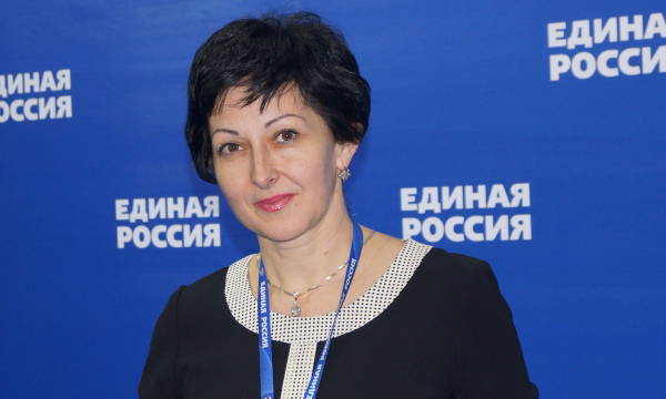 Оксана Бондарь рассказала об итогах работы комитета Госдумы по региональной политике и проблемам Севера и Дальнего Востока в весеннюю сессию