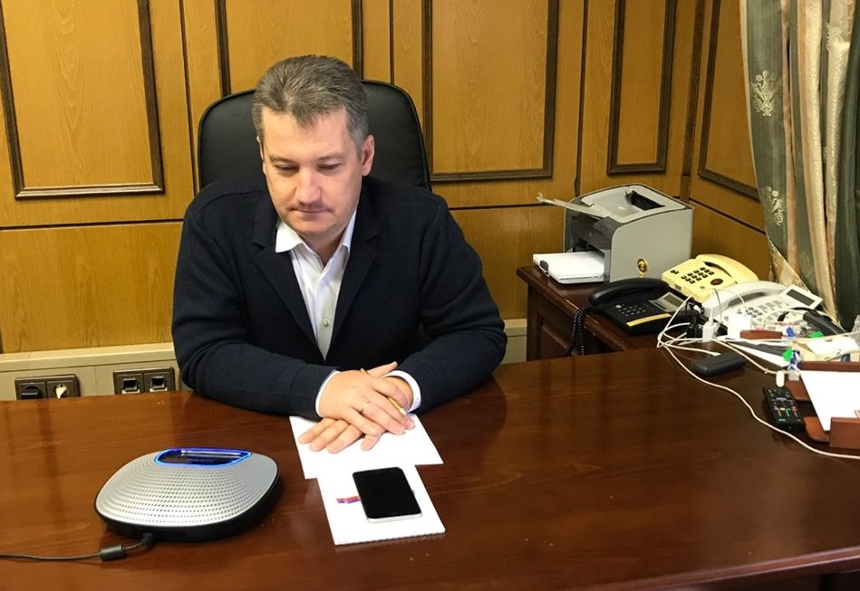 Антон Гетта в рамках региональной недели провел дистанционный прием жителей Ростовской области