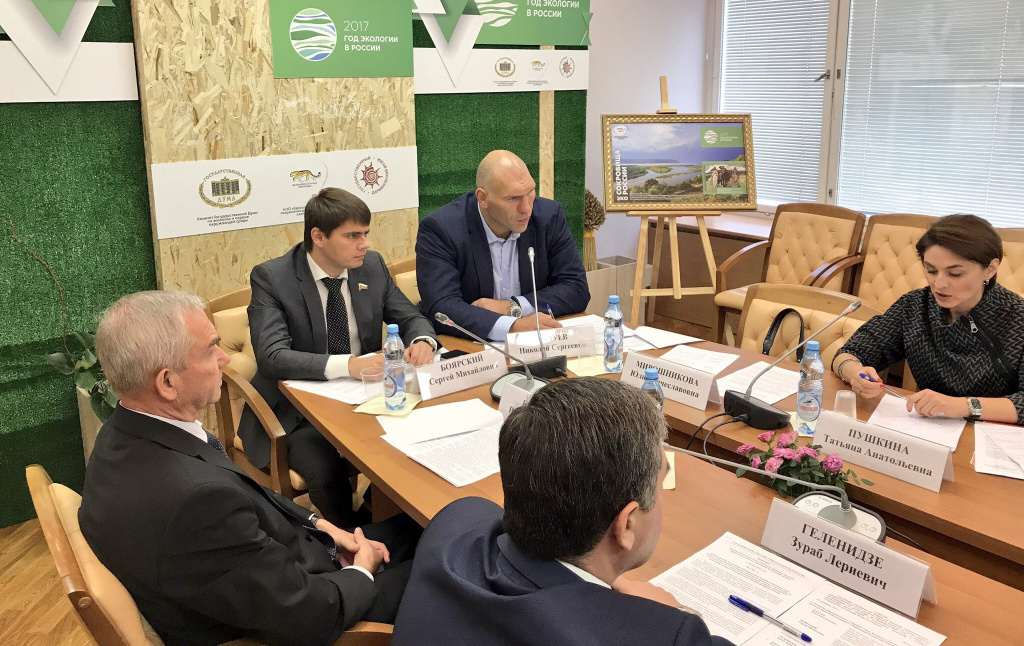 Сергей Боярский и Николай Валуев провели рабочую встречу с представителями Минздрава РФ