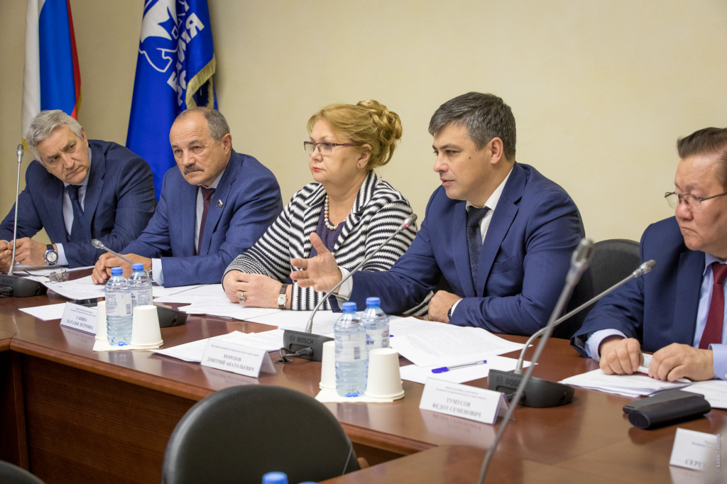 Заседание комитета Госдумы по охране здоровья