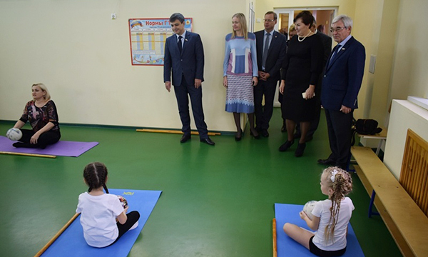Дмитрий Морозов посетил липецкую городскую школу №29 в микрорайоне «Университетский»