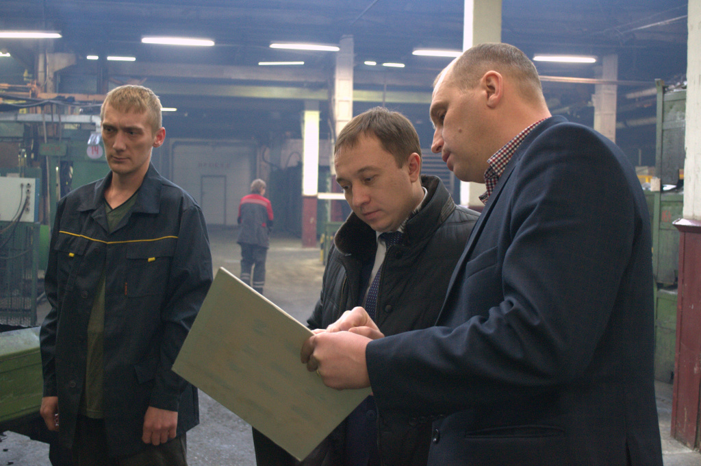 Олег Быков посетил с рабочим визитом Барнаульский патронный завод