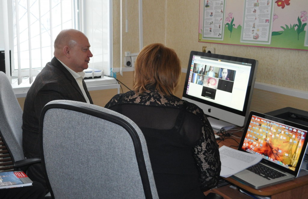 Андрей Красов провел онлайн урок истории для учащихся старших классов рязанской средней общеобразовательной школы «Центр дистанционного образования»