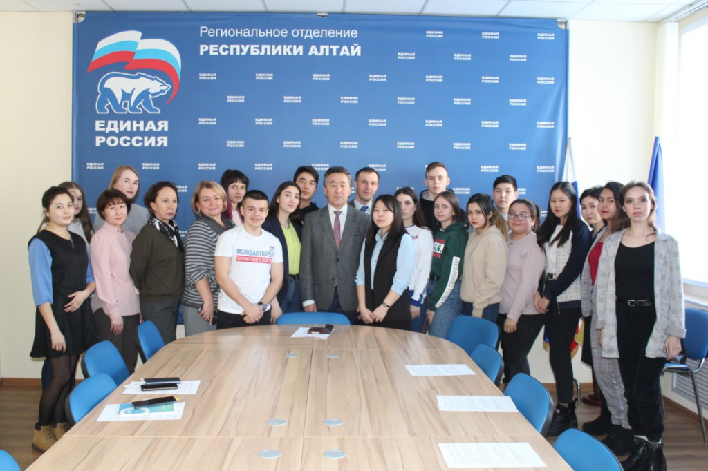 В Республике Алтай региональное отделение «ЕДИНОЙ РОССИИ» присоединится ко Всероссийской акции «Юные герои Великой Победы»