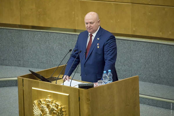 В Госдуме не исключили продления военного положения на Украине на 2019 год