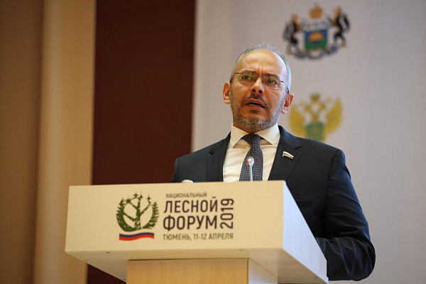Николай Николаев: Результатом Национального лесного форума должно стать принятие новых законов 