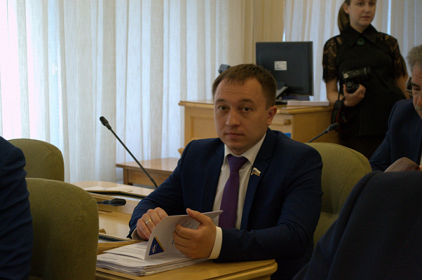 Олег Быков встретился с парламентариями, адвокатурой и партийными активистами Томской области