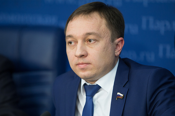 Олег Быков: Упрощение процедуры получения гражданами налоговых вычетов отвечает запросу общества