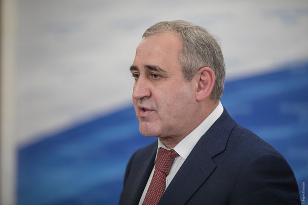 Сергей Неверов предлагает запретить банковские комиссии по коммунальным платежам