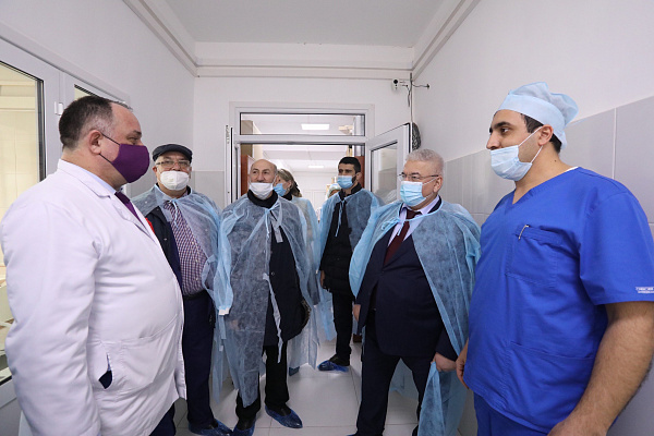 Абдулмажид Маграмов посетил Центральную городскую больницу г. Хасавюрт