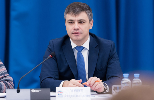 Дмитрий Морозов: Депутаты проконтролируют реализацию в регионах программ модернизации первичного звена здравоохранения