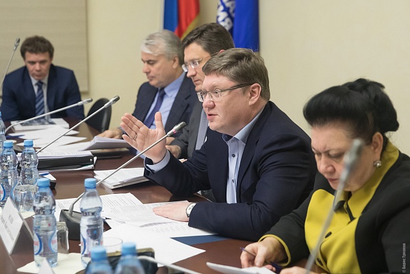 В Госдуме состоялась встреча фракции «ЕДИНАЯ РОССИЯ» с главой Минэнерго