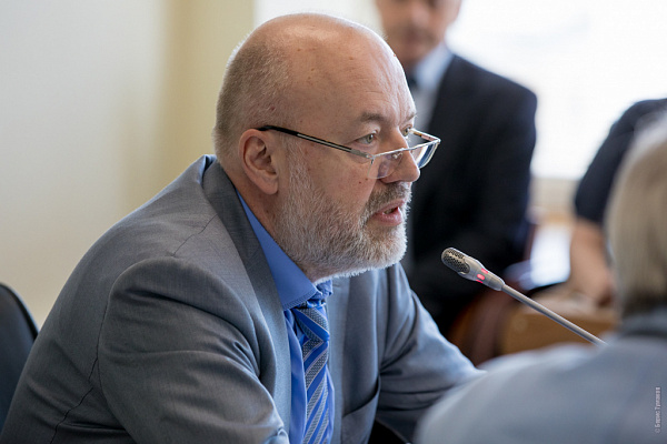 Павел Крашенинников: Предлагаемые поправки в УК должны послужить гуманизации уголовно-исполнительной системы и реализации принципа справедливости