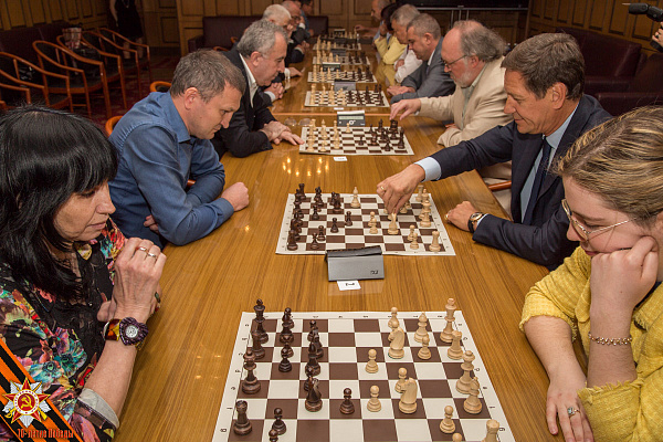 Александр Жуков стал победителем шахматного турнира в Госдуме