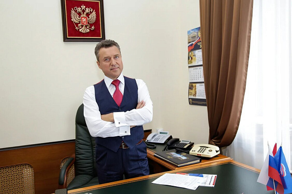 Анатолий Выборный предложил повысить возрастной ценз на владение оружием