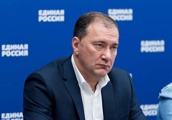 Дмитрий Белик поприветствовал делегатов учредительного съезда новой белорусской партии «Союз»