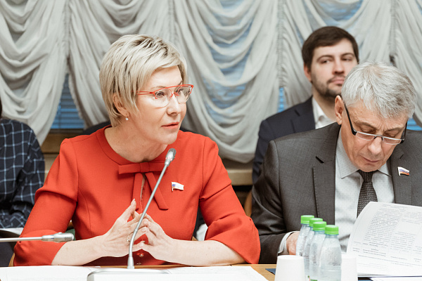 Ольга Павлова стала соавтором законопроекта, защищающего права социальных работников
