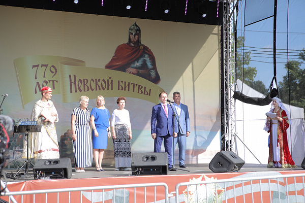 Михаил Романов поздравил жителей поселка Усть-Ижора с 779-летней годовщиной Невской битвы