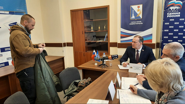 Дмитрий Белик окажет содействие в налаживании производства обмундирования для участников СВО