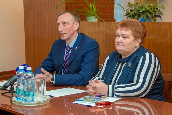 Александр Козловский намерен уделять особое внимание работе в районах