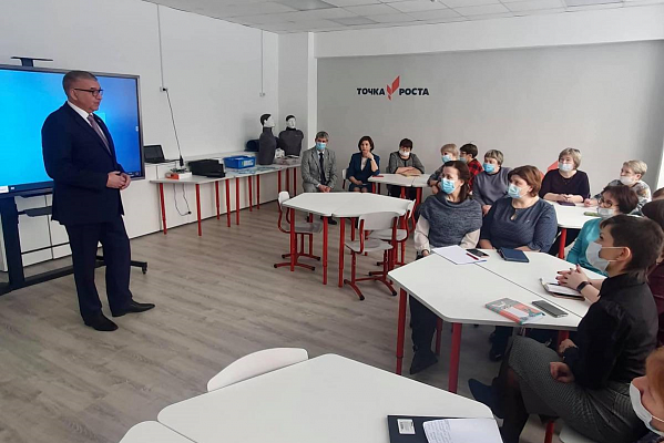 В Очере Пермского края в рамках нацпроекта заработал образовательный центр «Точка роста»
