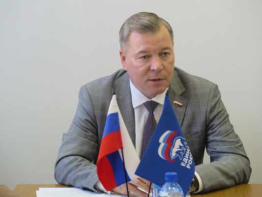 Николай Малов провел прием граждан по личным вопросам в Чувашской Республике 