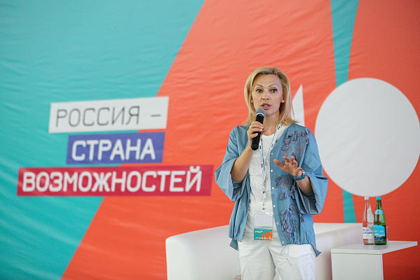 Ольга Тимофеева: На молодых людях, энергичных, амбициозных, неравнодушных к окружающим и к событиям вокруг, держится судьба страны