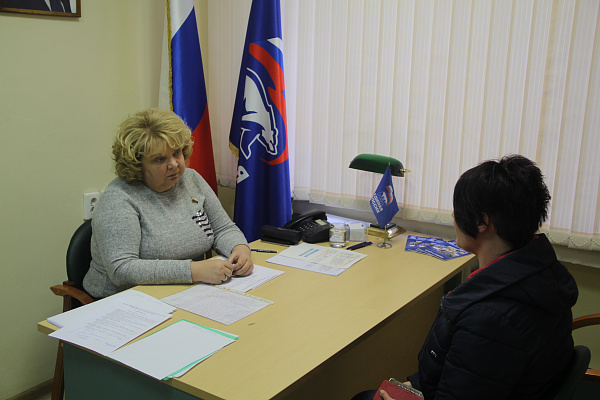Светлана Максимова провела прием граждан в Тверской области