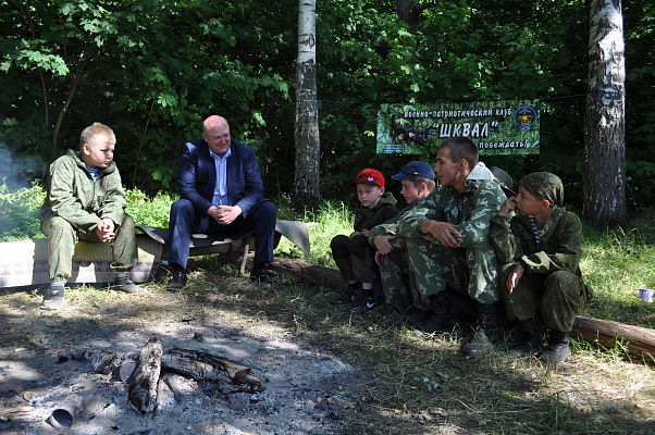 Андрей Красов встретился с воспитанниками военно-патриотического клуба «Шквал»