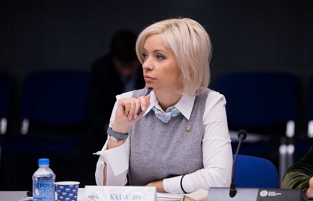 Ольга Казакова предложила снизить бюрократическую нагрузку на учителей по реализацию программы капремонта школ
