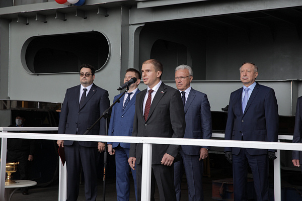 Михаил Романов принял участие в церемонии закладки пассажирского судна «Андрей Дубенский»