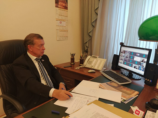Владимир Катенев принял участие в заседании штаба по улучшению условий ведения бизнеса в Санкт-Петербурге