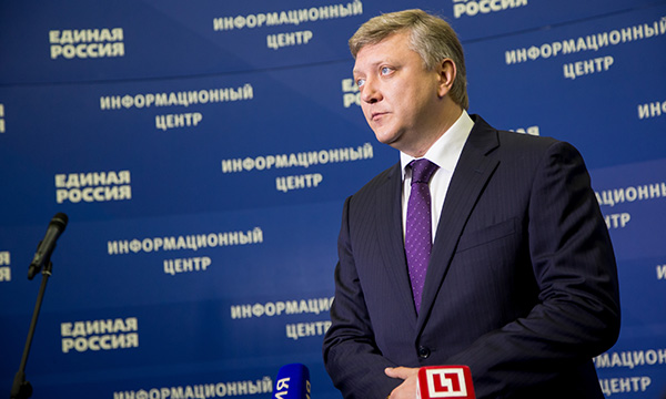 Дмитрий Вяткин: «ЕДИНАЯ РОССИЯ» будет работать над поправками в Налоговый кодекс, которые стимулируют работу НКО