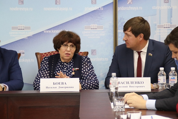Наталья Боева встретилась с молодыми депутатами района