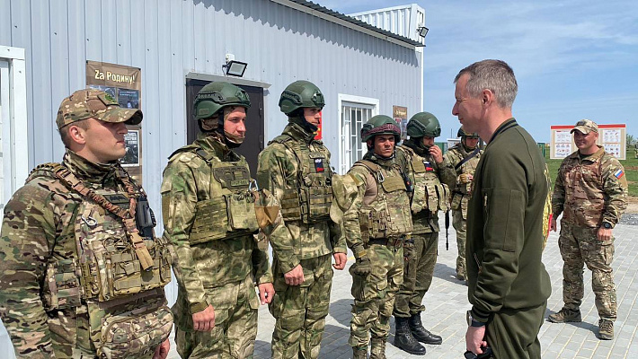 «Единая Россия» передала добровольцам «Сталинградского батальона» беспилотники