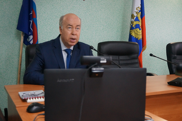 Валерий Иванов направил в Минздрав запрос о включении в программу ОМС вакцинации против клещевого энцефалита