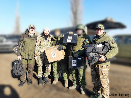 Антон Басанский доставил военным в зоне СВО тепловизоры и приборы ночного видения  