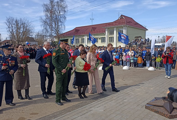 Во Владимирской области при поддержке «Единой России» зажгли новый Вечный огонь
