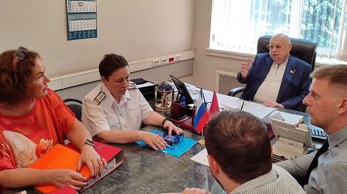 Депутаты «Единой России» оказывают содействие в решении обращений жителей