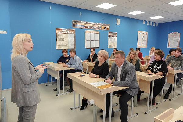 «Единая Россия» контролирует качество ремонта в школах