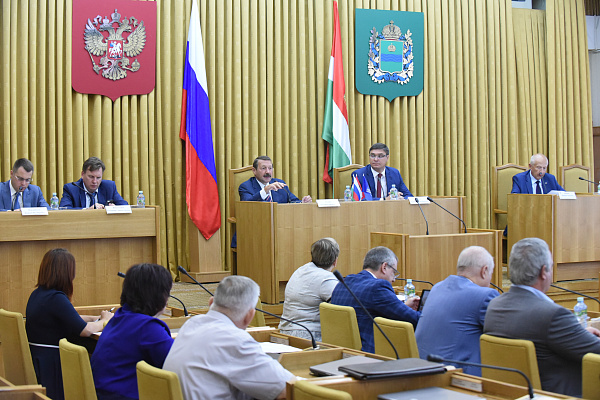 Геннадий Скляр и Александр Авдеев обсудили с калужскими парламентариями планы на осеннюю сессию