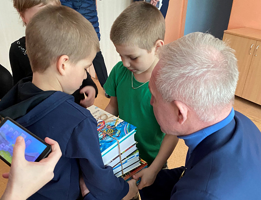 Сергей Морозов: Мы должны вернуть детям Донбасса возможность учиться и развиваться в привычной русскоязычной среде