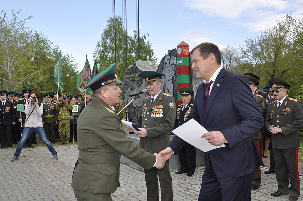 В Челябинске в рамках акции «Боевой расчет» чествовали ветеранов погранвойск