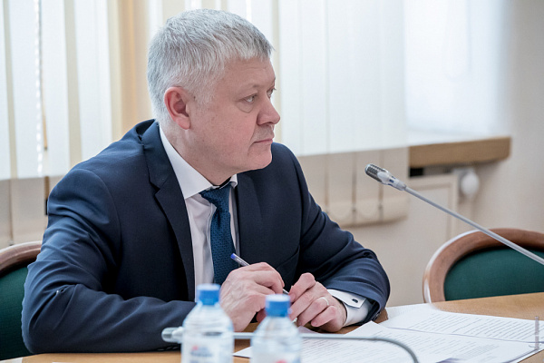 Василий Пискарев: Комитет продолжит работу над совершенствованием законодательства в сфере обеспечения пожарной безопасности