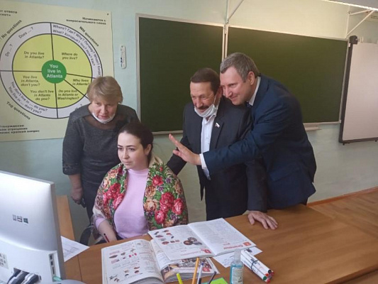 Геннадий Скляр посетил с рабочим визитом Людиновский район Калужской области