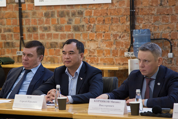 Сергей Тен: Иркутская область должна стать опорным регионом по подготовке кадров для дорожной отрасли Байкальского региона