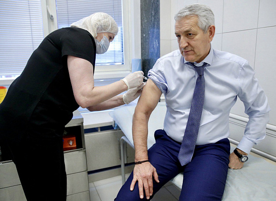 Леонид Огуль: Лучший способ защиты от вируса – это прививка