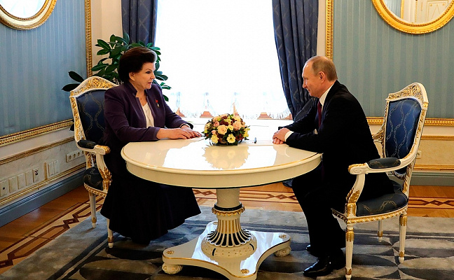 Владимир Путин высоко оценил работу Валентины Терешковой в Госдуме